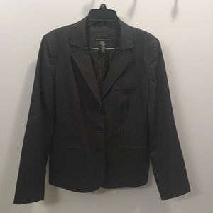 NWOT Navy blue pinstripe Attention blazer size 16